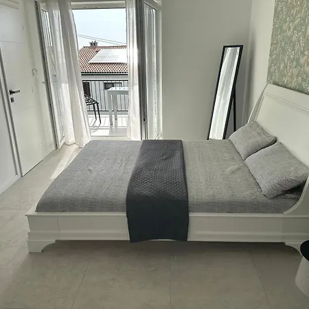 Zimmer Apartman